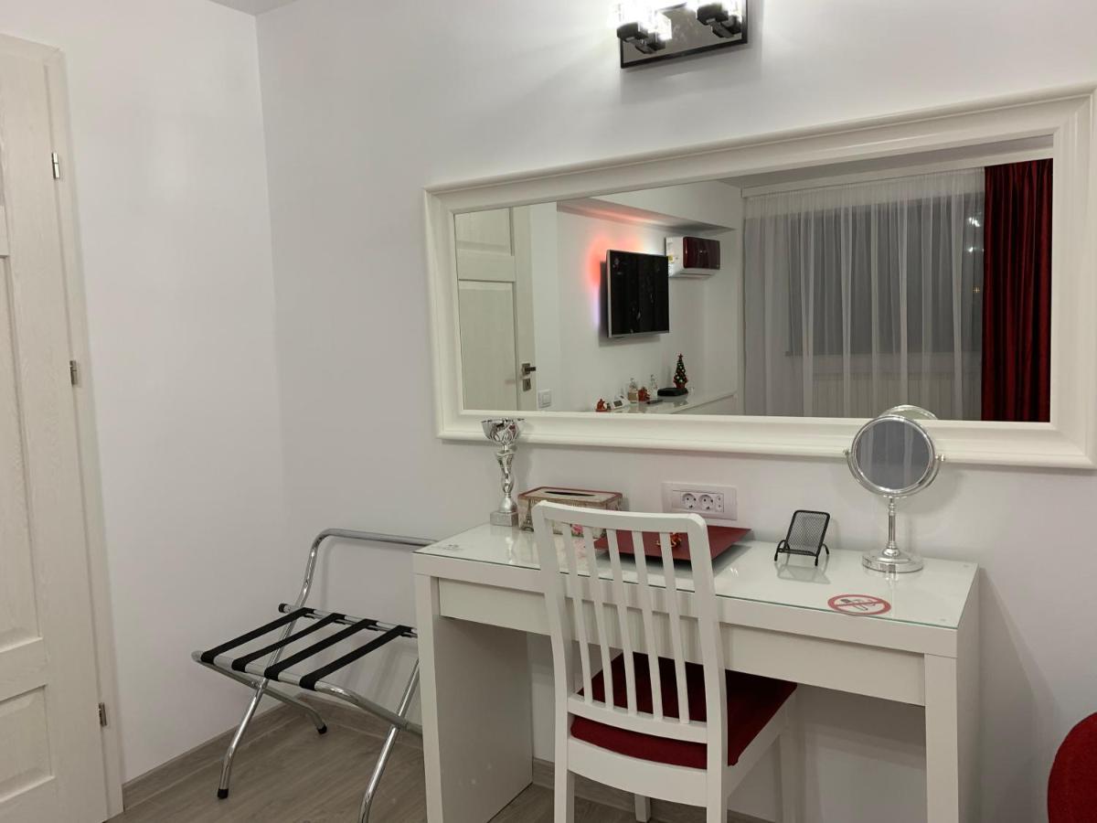 Mery Apartment Galaţi Eksteriør billede